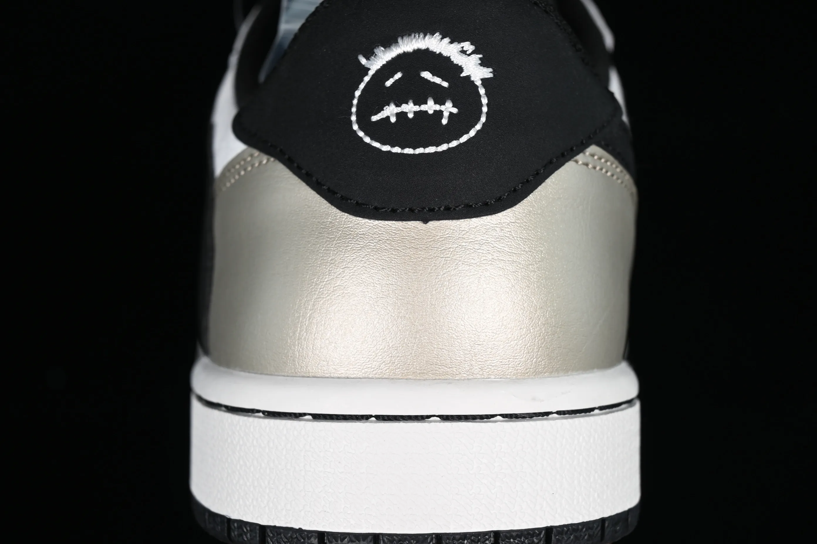All categories Air Jordan Jordan series basketball shoes Air Jordan 1 Low Travis Scott x Air Jordan 1 Low OG AJ1 Joe 1 joint overhead hook DM7866-814